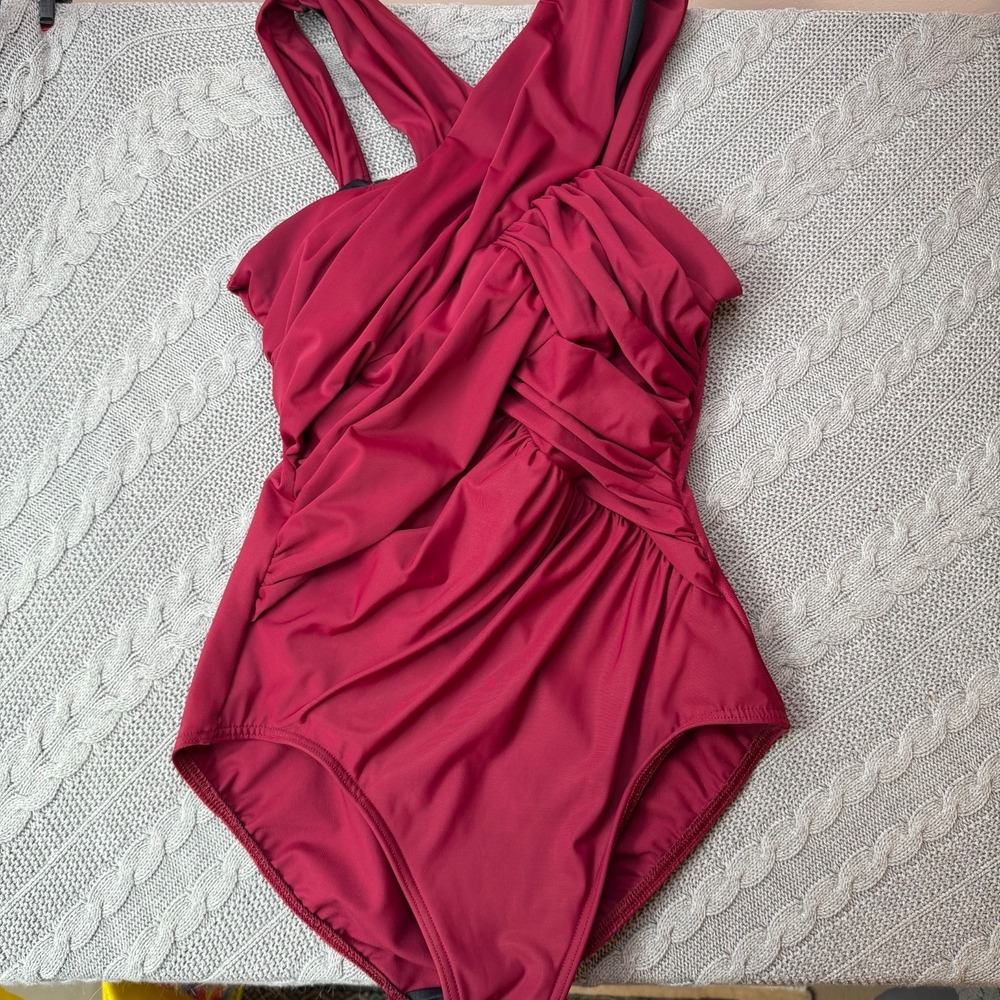 Miraclesuit Cross Front Swimsuit Women's Sz 8 Red Ruched Resort Slimming Beach